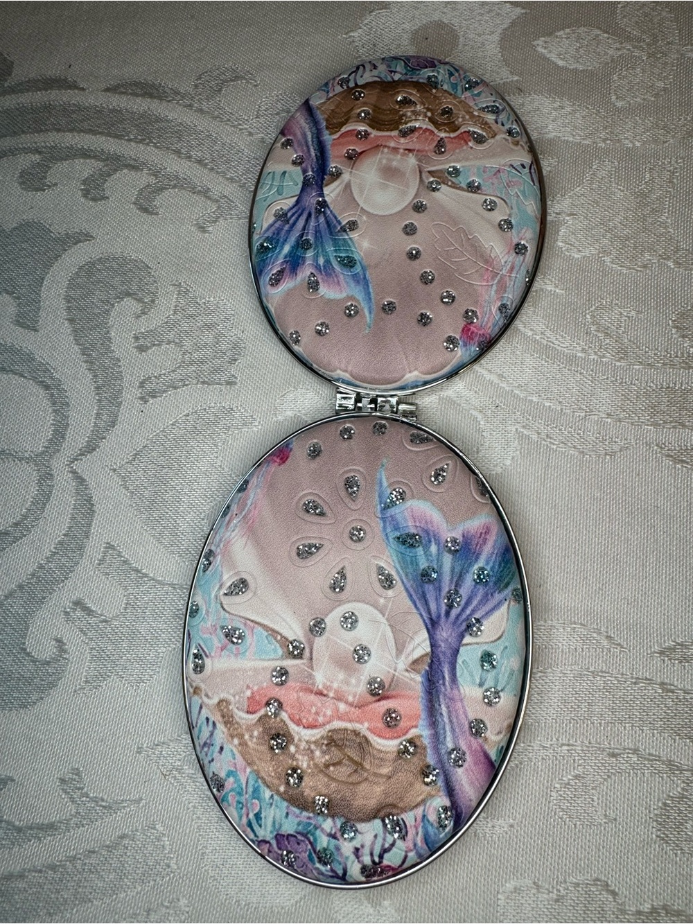 New Mermaid Tail and oyster Compact Mirror — Pink, Purple, Blue